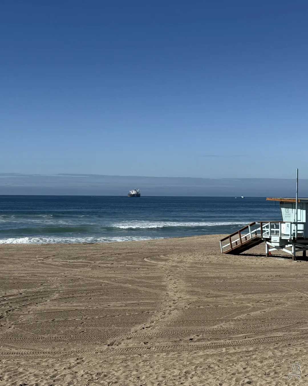 Lifeguard Tower 42 at El Porto, Manhattan Beach